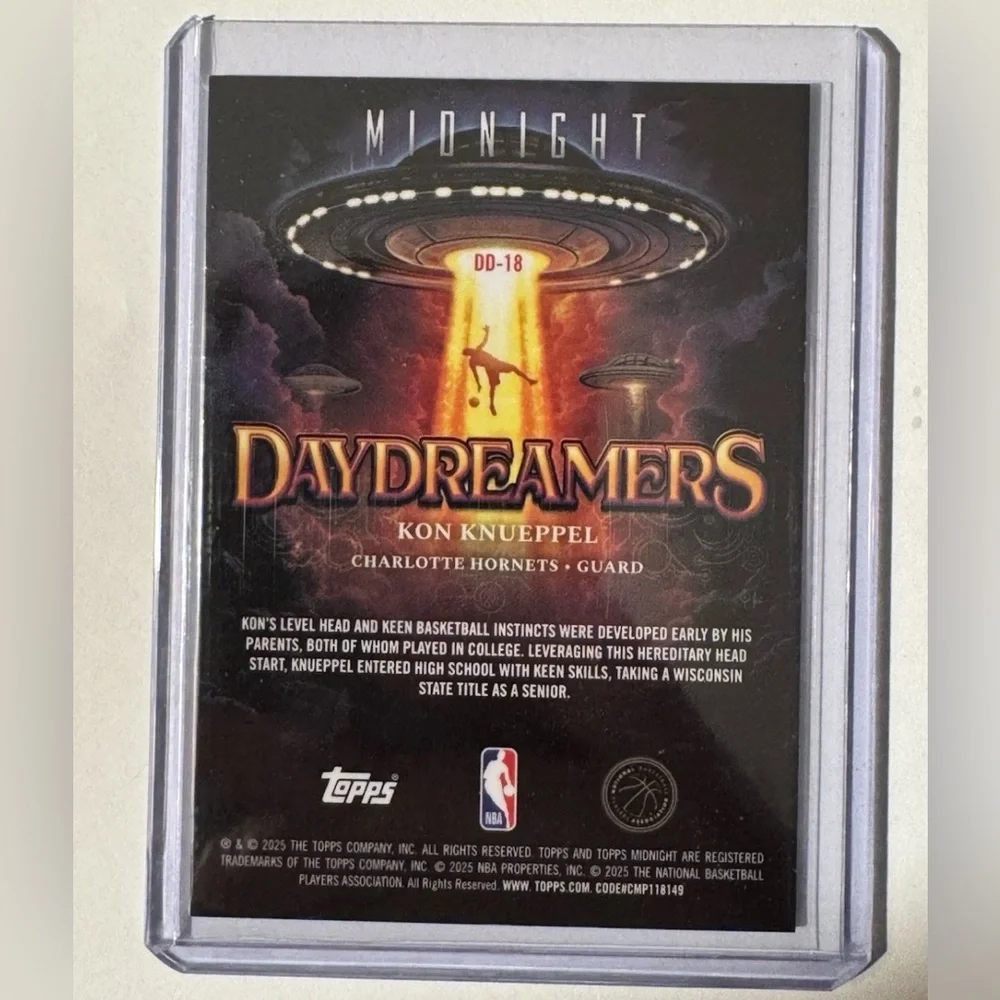 2025 Topps Midnight Daydreamers Kon Knueppel #DD-18 RC!! - Picture 2 of 2